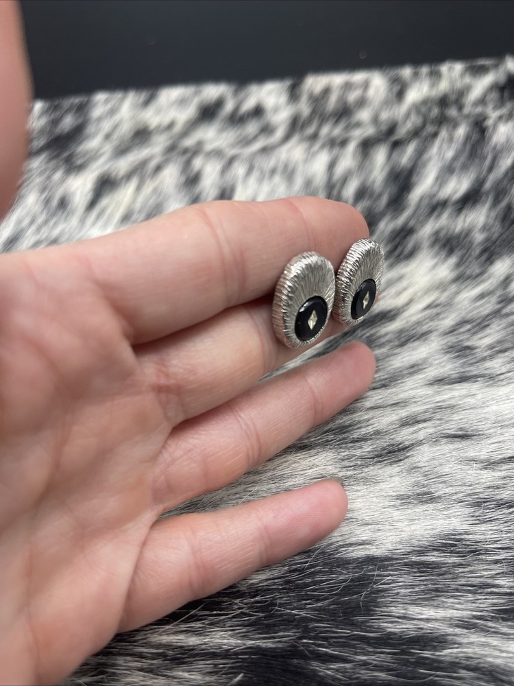 Stunning Silvertone Vintage Cuff Links #Q31