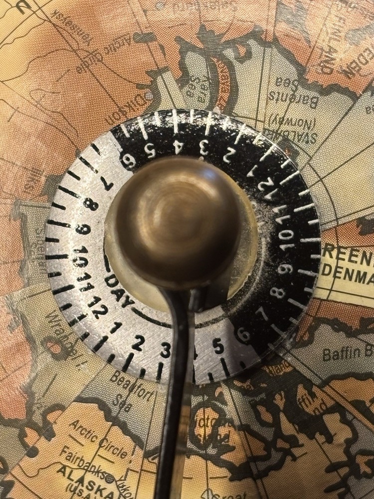 Globe 8.5 Inch Desktop Wood Base