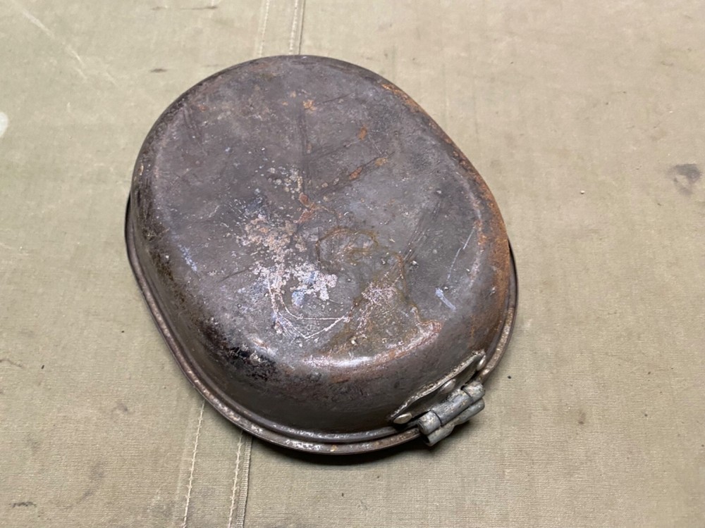 ORIGINAL WWII US ARMY M1942 MESS KIT, EARLY WAR VERSION- DATED 1942