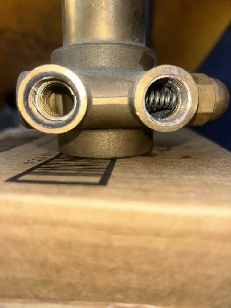 Procon 102A060F11AB 130psi Pump, Rotary Vane, Brass