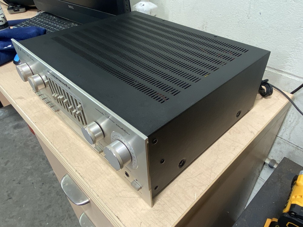 Marantz PM-700 Stereo Amplifier 80Watt Phono MM/MC