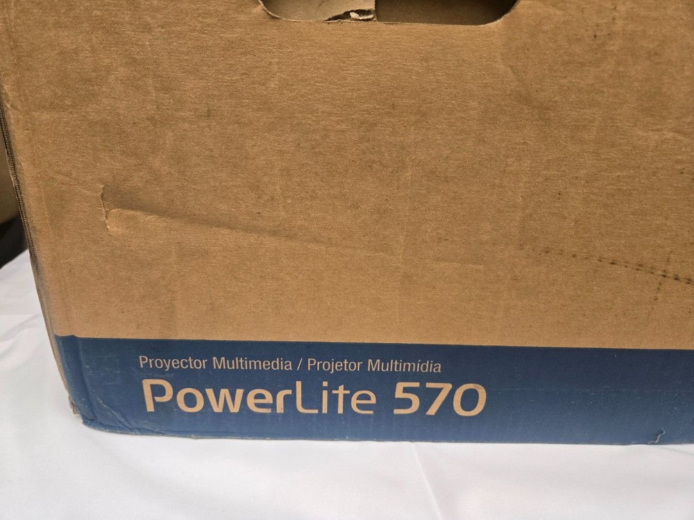 Epson PowerLite 570 LCD Projector - NEW