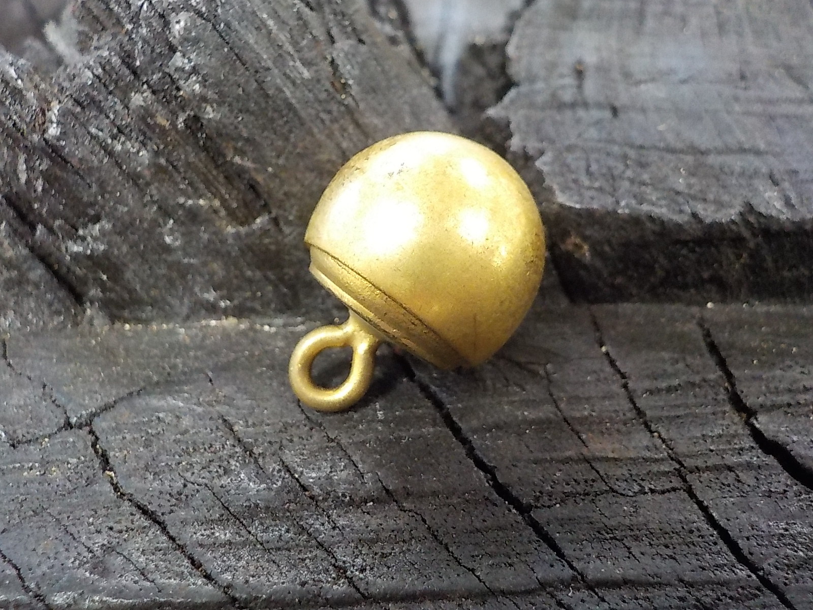 Old Rare Vintage Antique Civil War Relic Zouave Ball Button New York Troops.