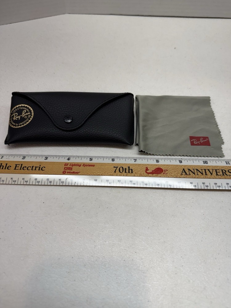 Authentic Black Leather Ray Ban Soft Snap Case w/Cleaning Cloth ONLY Great COND