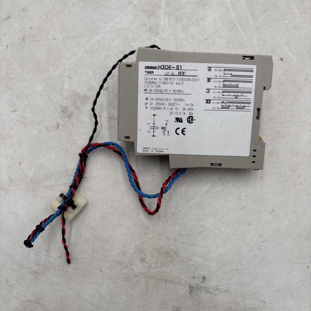Omron H3DE-S1 Timer