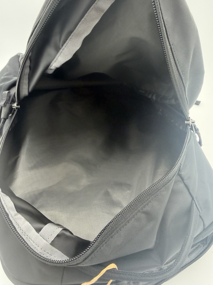 Patagonia Refugio Backpack 26L Black New With Tags