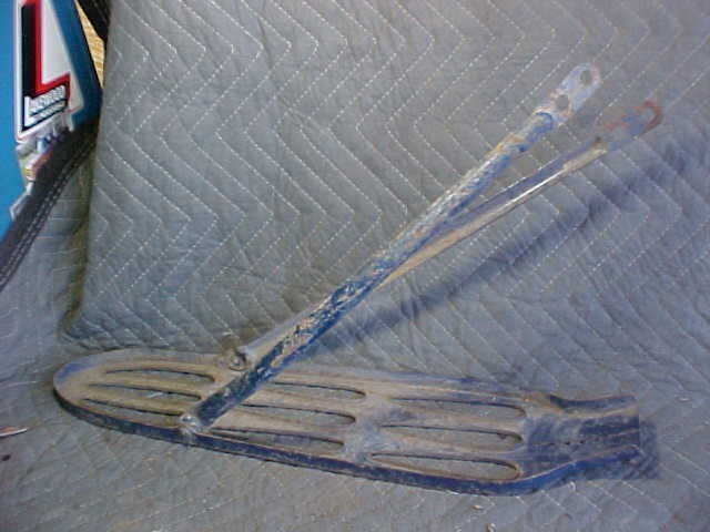 OLD BICYCLE CARRIER RACK