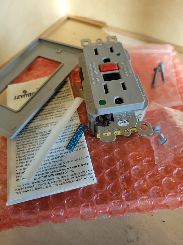 Leviton 6598-HGG