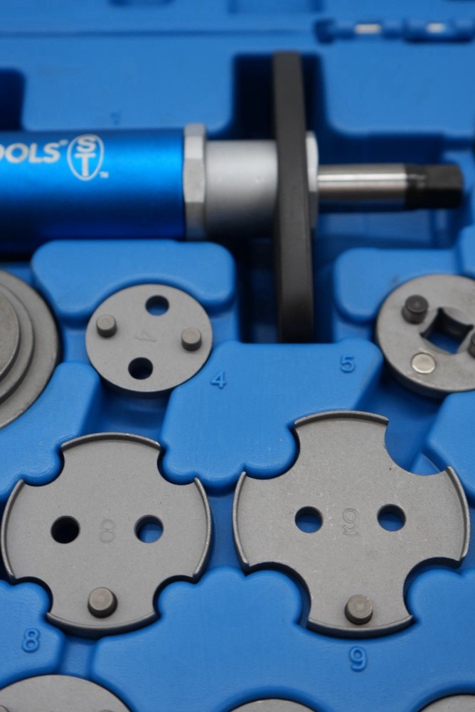 SIR Tools ST9020-KIT Brake Caliper Piston Compressor Air-Gun Master Kit
