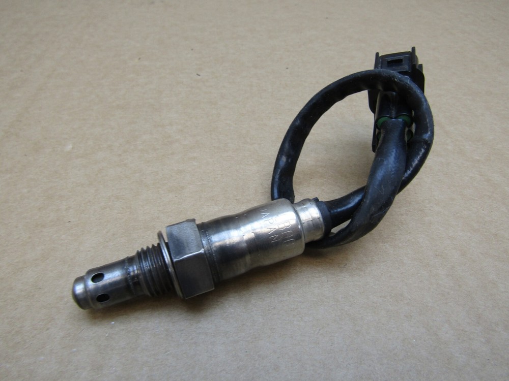 Piaggio Vespa GTS 300 Supertech 2023 714 miles lambda sensor (14301)