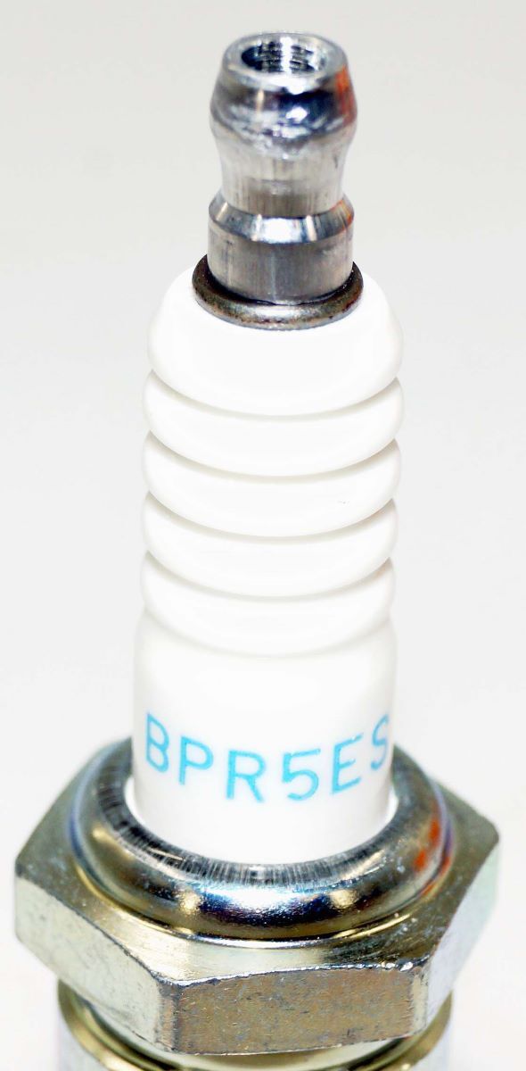 Pack of 64 NGK Spark Plugs 7734 with Removable Tip BPR5ES