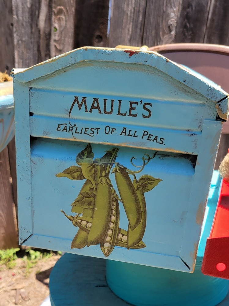 vintage tool box metal