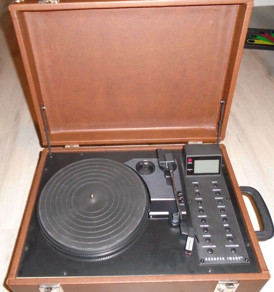 Sharper Image-Stereo CD/VinyI Player Mod. ZI162 Pre Owned Tested & Functional