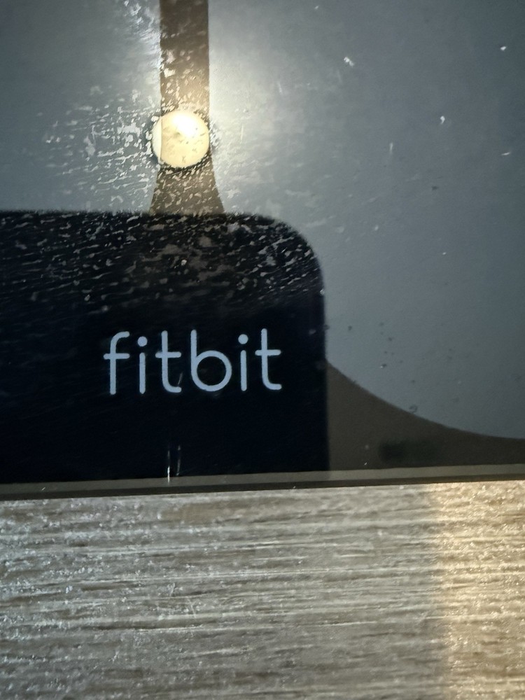 Fitbit Aria ~ Wi-fi ~ Smart Scale ~ Model FB201B ~ Black ~