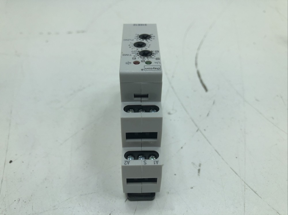 Dayton 31EE12 Multi-Functional Timer
