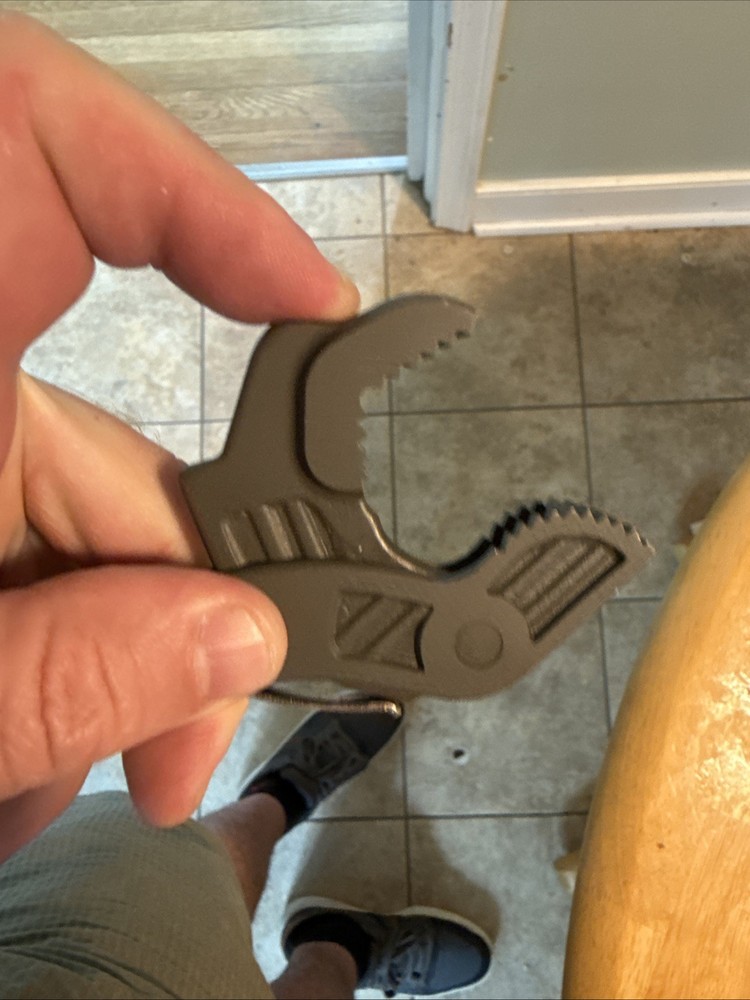 Multifunctional Self-Locking Pipe Wrench Tool, Hand Manual 10"