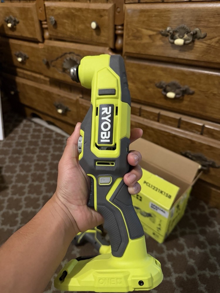 Ryobi 18V ONE+ 2-Tool Kit – Drill Driver + Oscillating Tool (Great Condition)