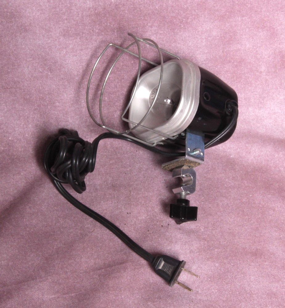 Larson Studio 1 Modeling Light 100 Watts - Tested Working