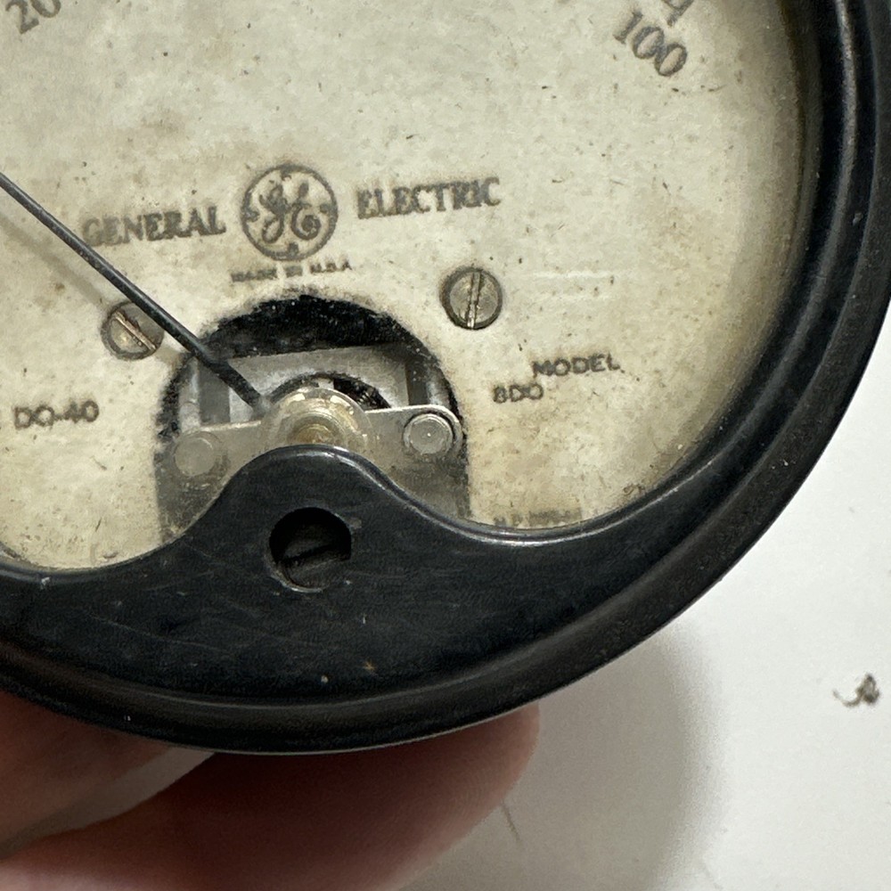 General Electric Type D0-40 Model 8D0 Cycles Per Sec Panel Meter