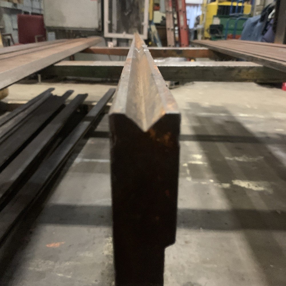 123” Offset Bottom V Die Used Pressbrake Tooling
