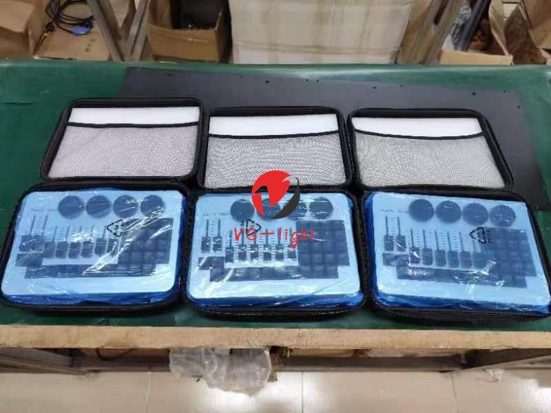 Professional Stage Lighting Console MA Mini Command Wing on PC DMX Controller