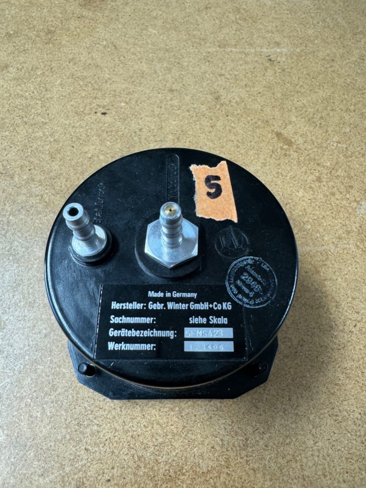 Winter 6FMS423 Airspeed indicator