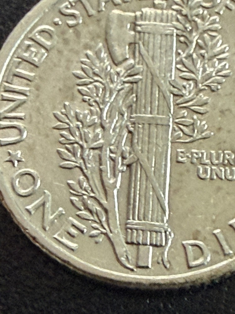 1935 P Mercury Dime AU