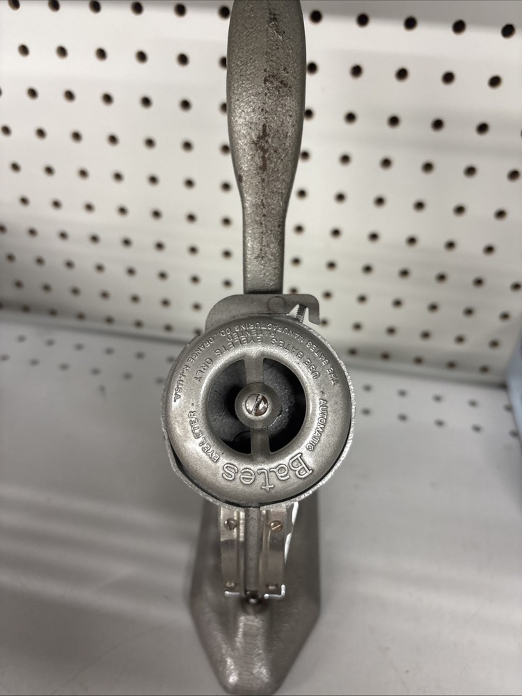 VTG Bates Eyelets Automatic Eyeleter Hand Press Punch Press Tool