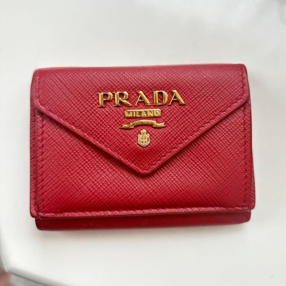 PRADA Saffiano Leather Tri-fold Compact Wallet Red excellent gift