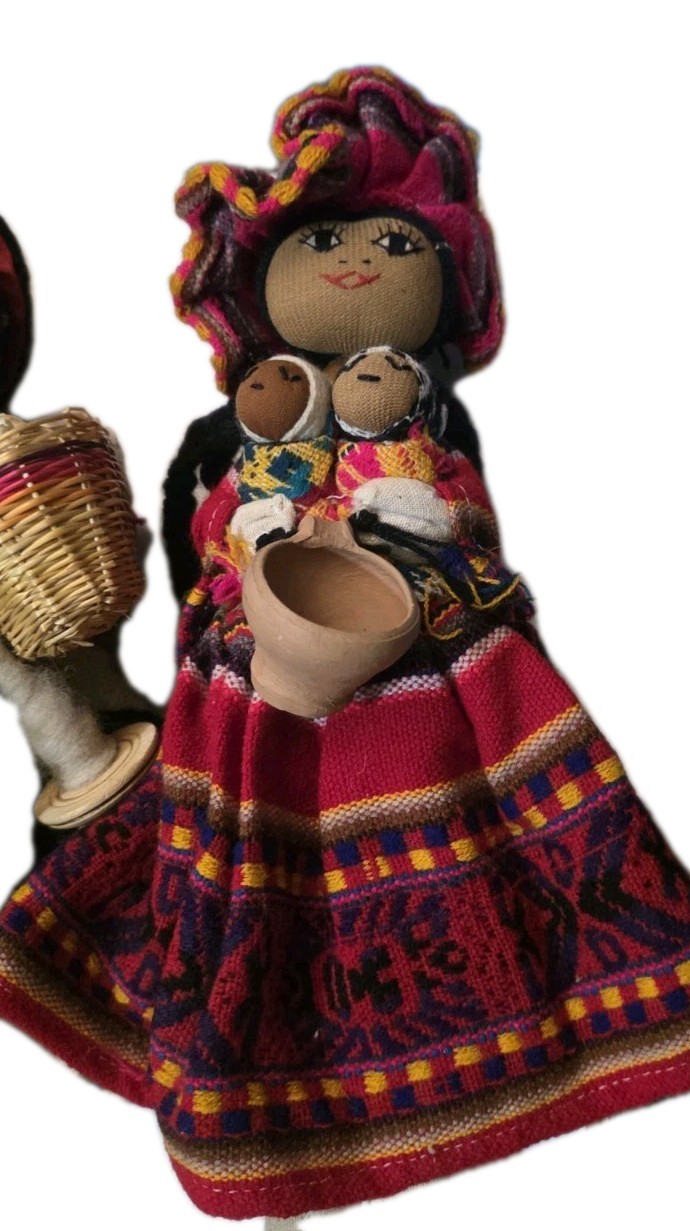 3 Handmade Peruvian Folk Art Dolls Traditional Andean Textile Clothing Vintage