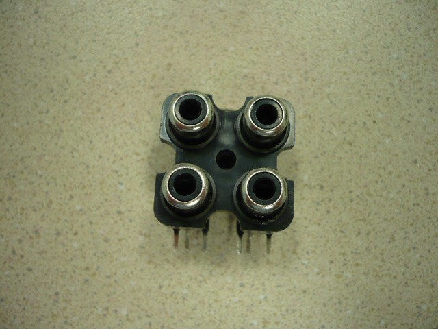Quad Input RCA jack for HiFonics, Autotek, Crunch,Lanzar, ect