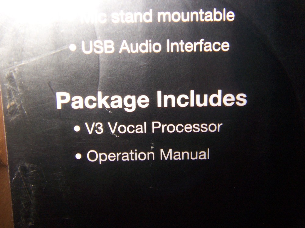 NEW Zoom V3 Vocal Processor USB Audio Interface 16 Voice Effect 3-Part Harmonies