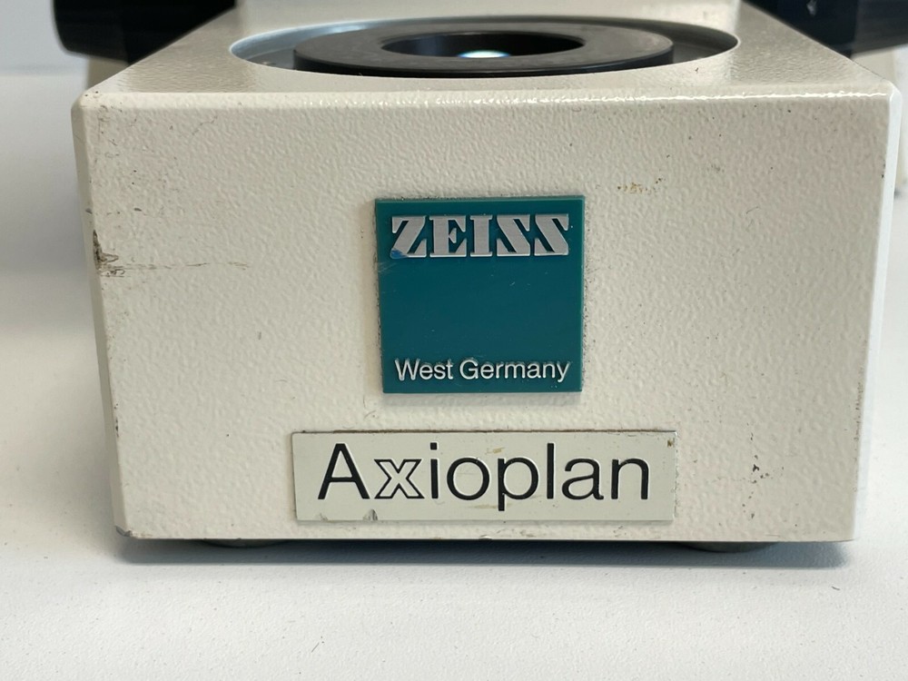 Zeiss AxioPlan Base with Turrett Objective Holder