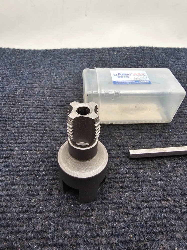 DAIEN QC01 PVC Pipe Internal And External Thread Tool