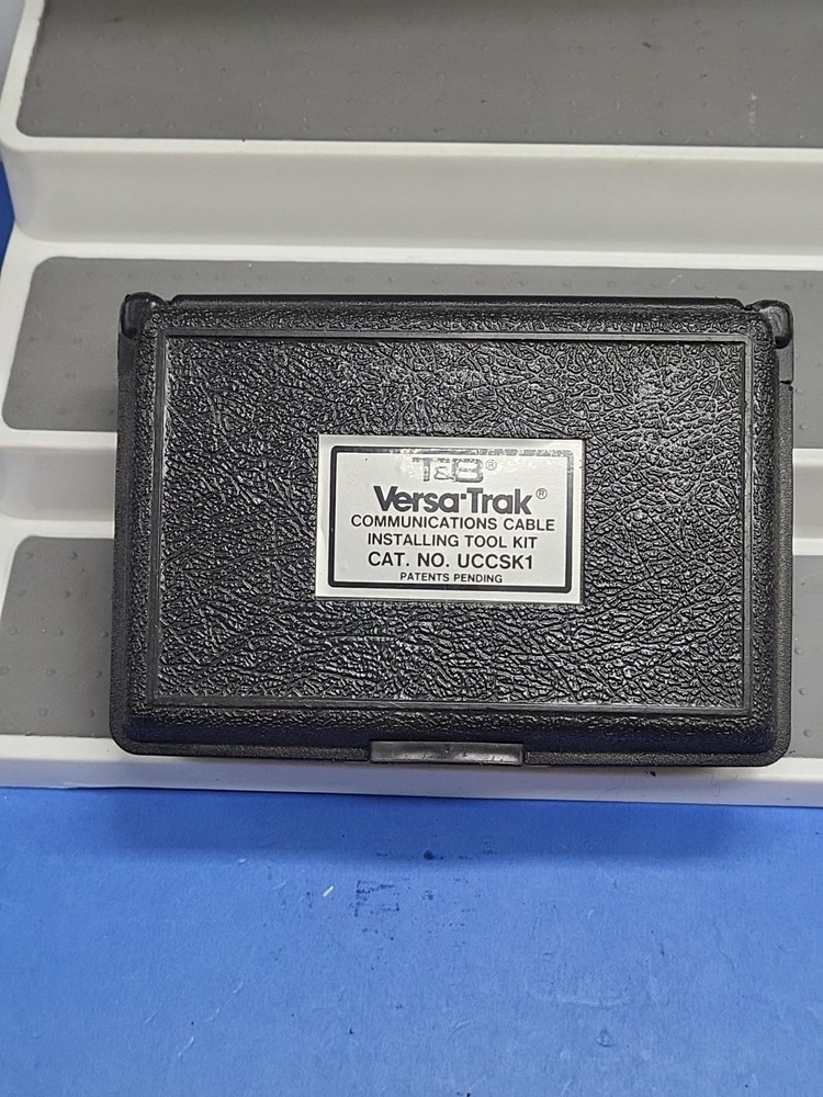 Thomas & Betts Versa - Trak Comminations Cable Intstalling Tool Kit No. UCCSK1 A
