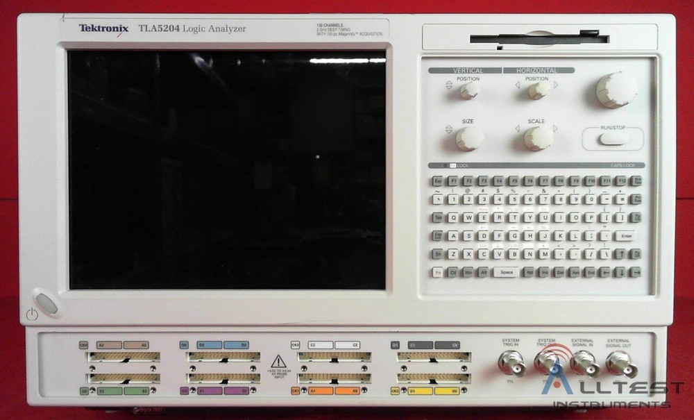 Tektronix TLA5204 Logic Analyzer, 136 Channels