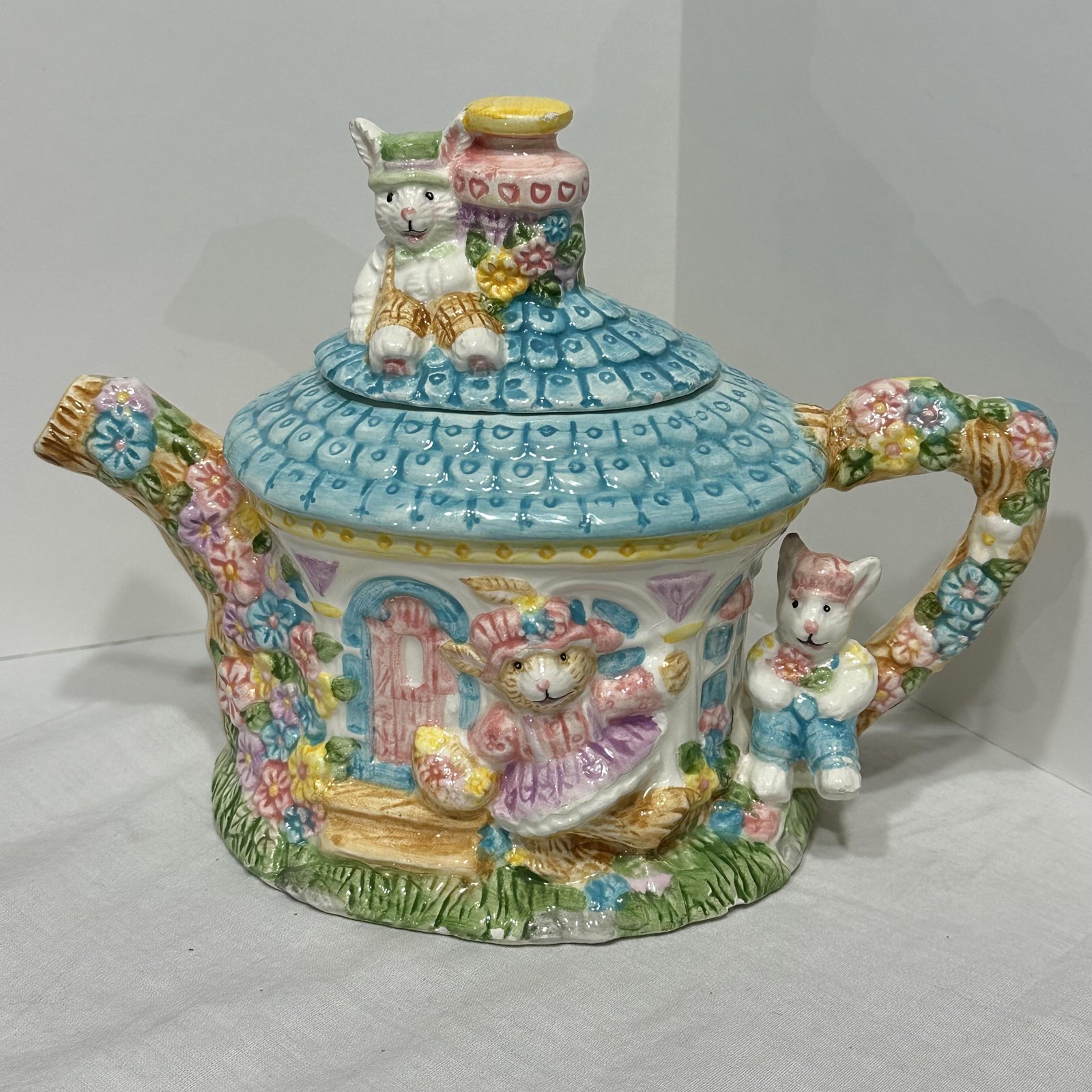 Vintage Mercuries Bunny Cottage House Teapot Ceramic Easter Floral Pastel 1994