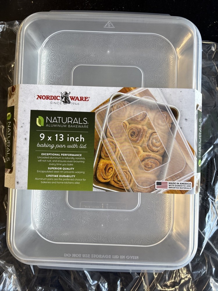 Nordic Ware Naturals® 9" x 13" Rectangular Cake Pan with Storage Lid