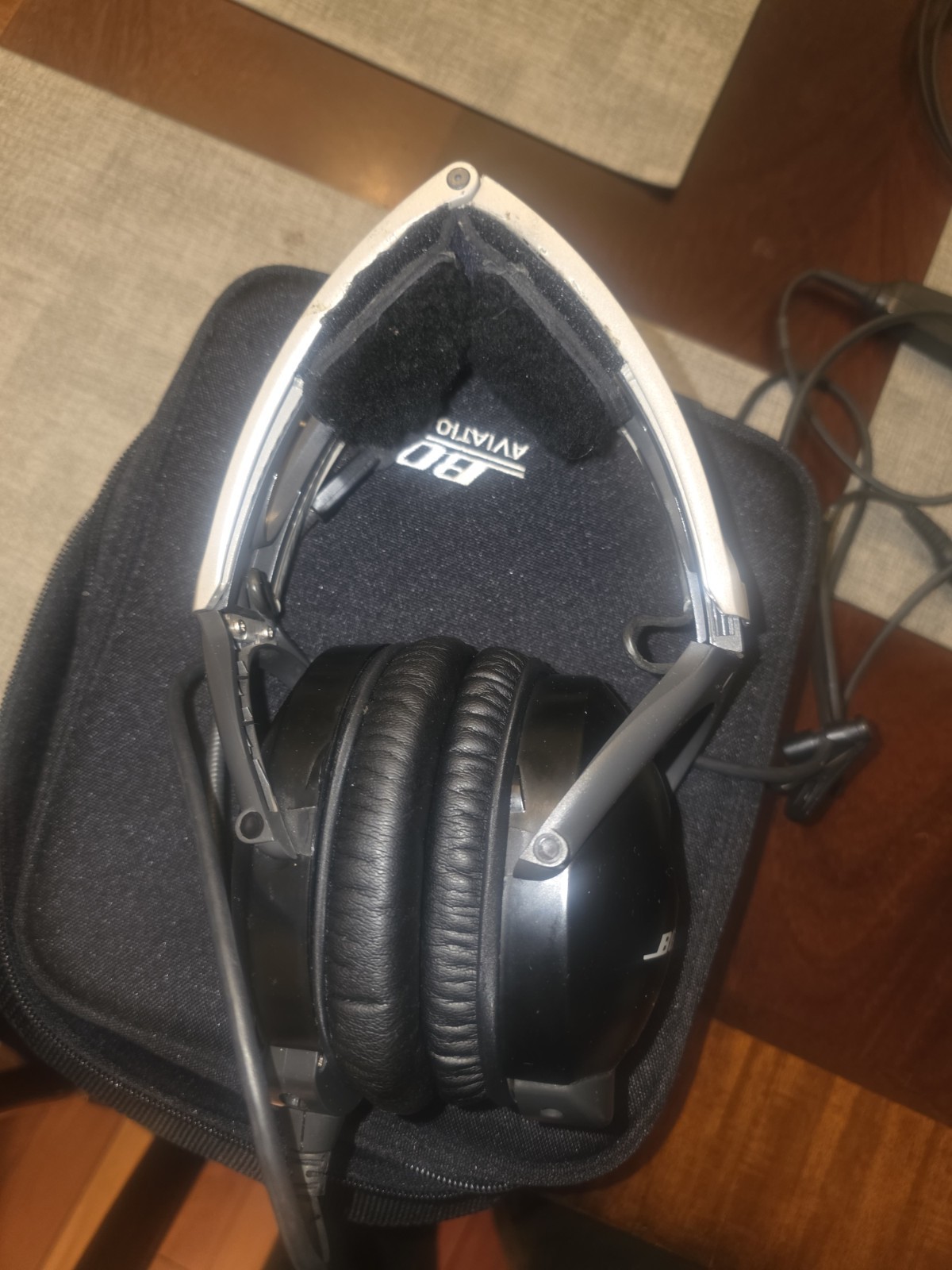 Bose X Aviation Headset with Lemo plug -MINT