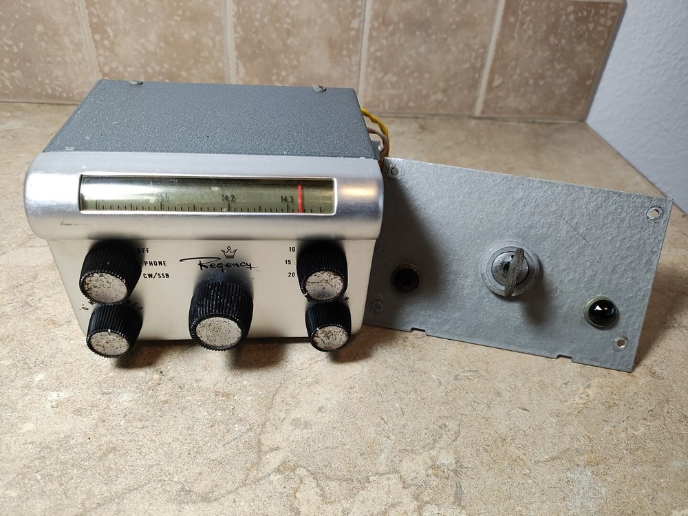 Rare 1956-57 Regency ATC-1 80-10 Meter Transistorized Converter +++