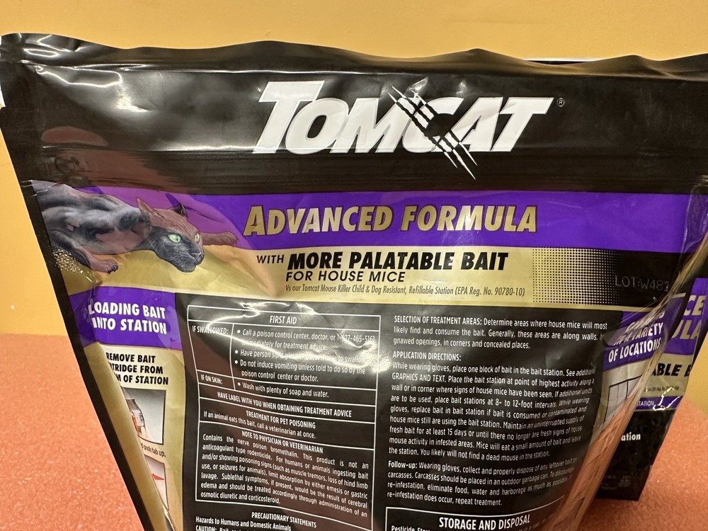 Tomcat Advanced Brand Mouse Bait with Refillable Station -** NEW