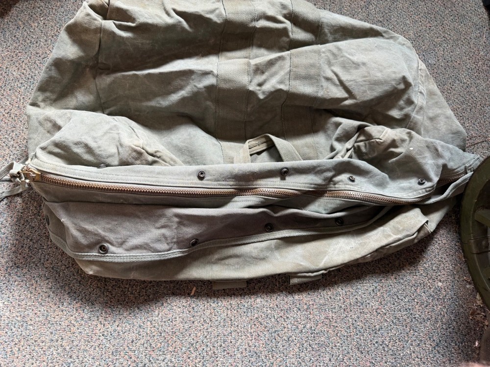 ORIGINAL VIETNAM WAR US ARMY AIR FORCE AVIATORS PILOT KIT CARRY BAG -1967