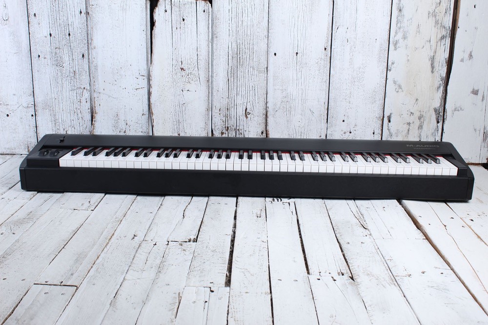 M-Audio Hammer 88 Keyboard Controller 88 Key USB / MIDI Keyboard Controller