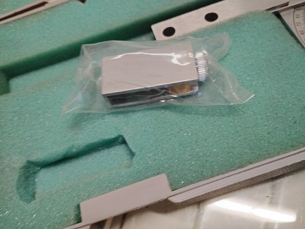 Mitutoyo Universal Bevel Protractor, High-Precision Angle Gauge