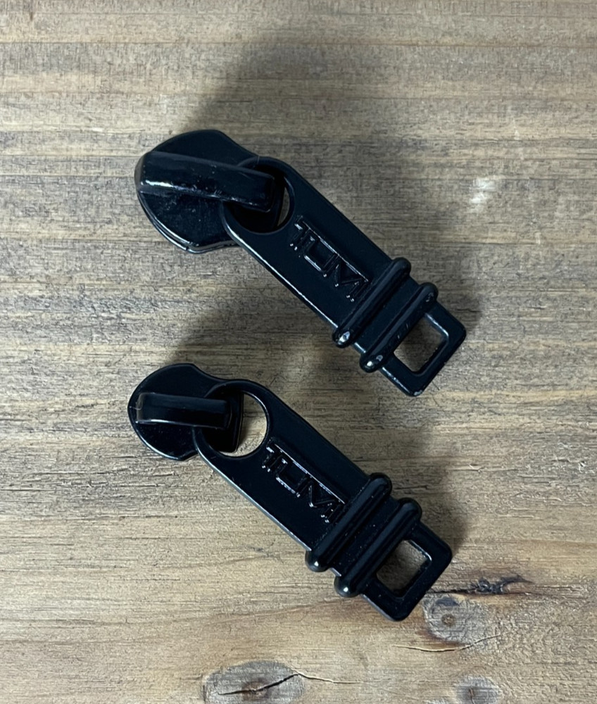 Tumi Replacement Sliders / Zipper Pulls / Pull Tabs – Black