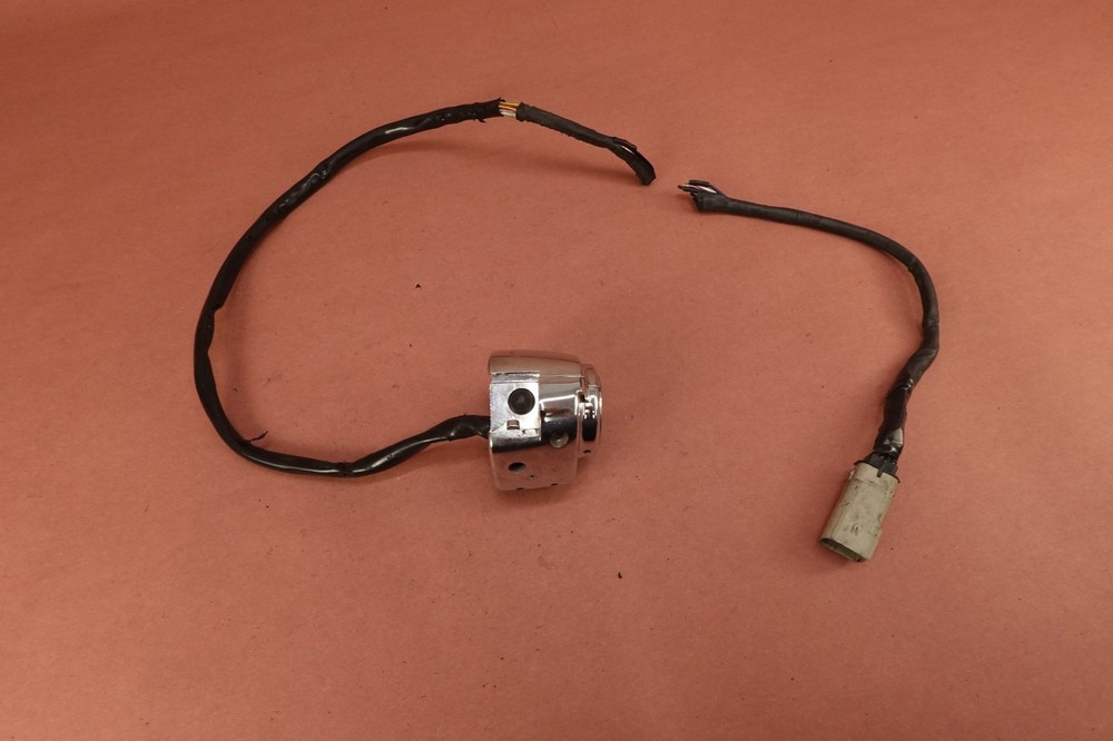 2000-2007 Harley Davidson Dyna Low Rider FXDL Left Handlebar Switch Turn Signal
