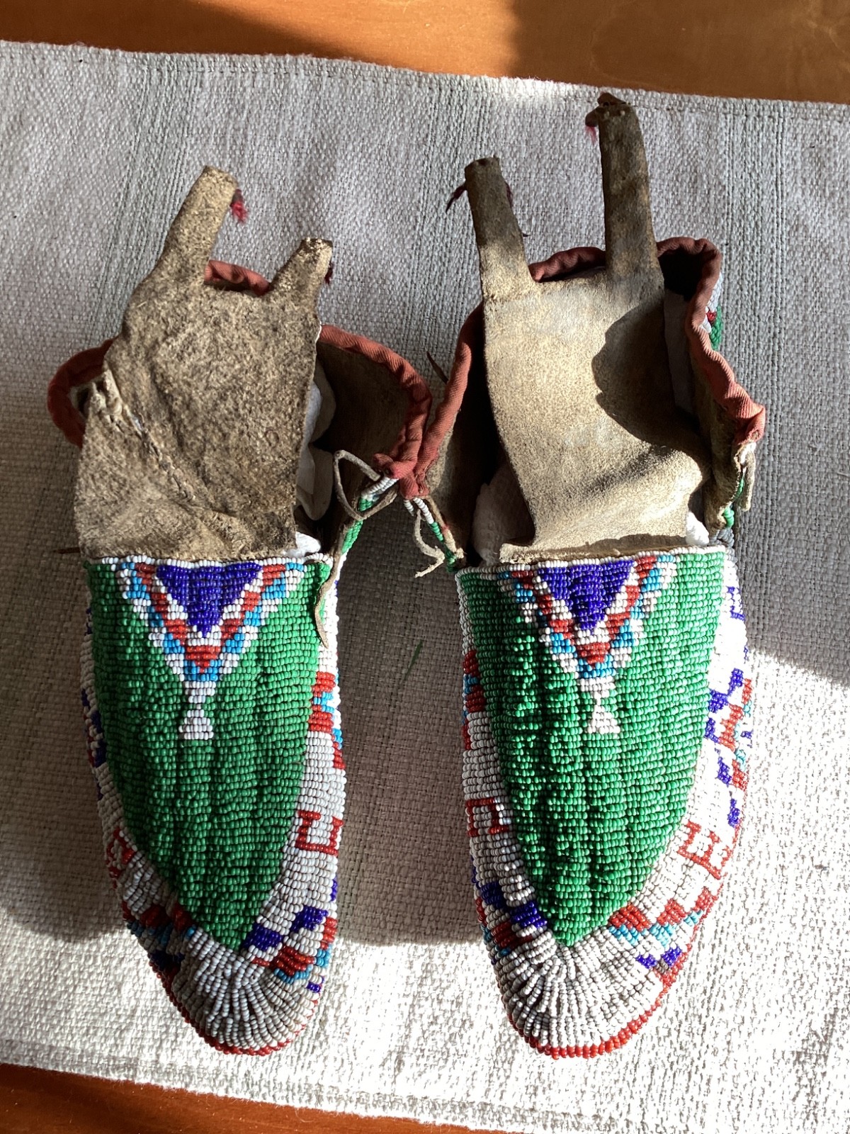 c1910 Native American Sioux Ceremonial Moccasins great colors & condition