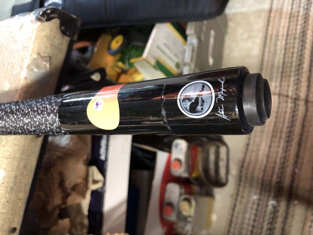 Camel Pool Cue The Miz 19 1/2 Oz 2pc