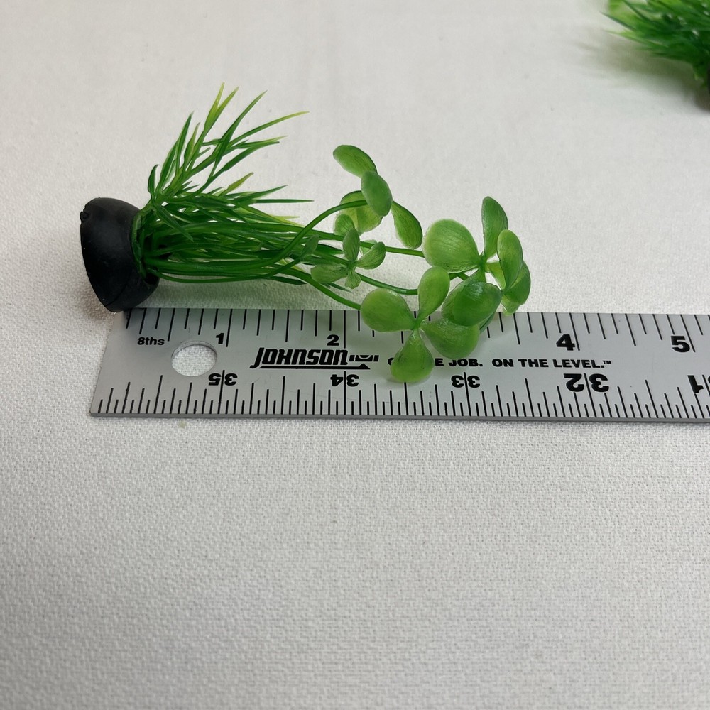 2 PC Xunyee Plastic Aquarium Plants