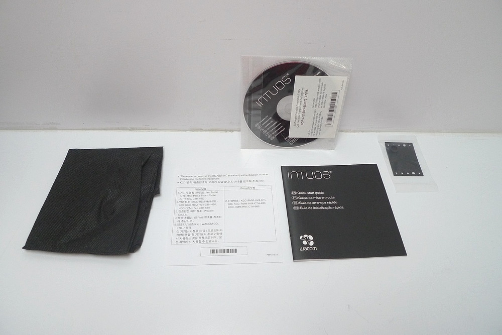 Wacom Intuos Small Tablet CTL-480 w/ Pen, Cable, Disc & Guide